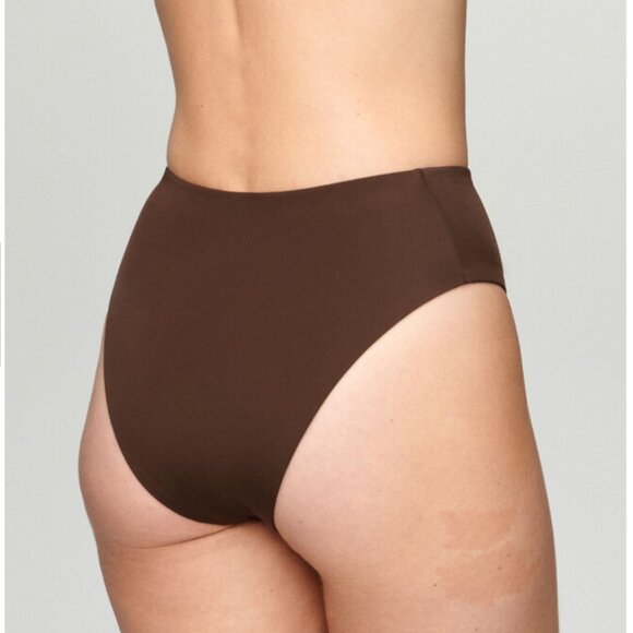 CUUP Swimsuit Brown Plunge Top and Highwaist Bottoms - Picture 2 of 12